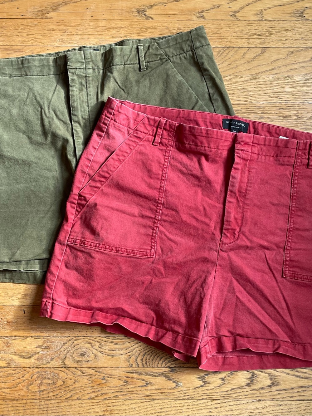 Bundle of 2 Banana Republic Factory Authentic Chino Shorts Olive & Ember Size 20